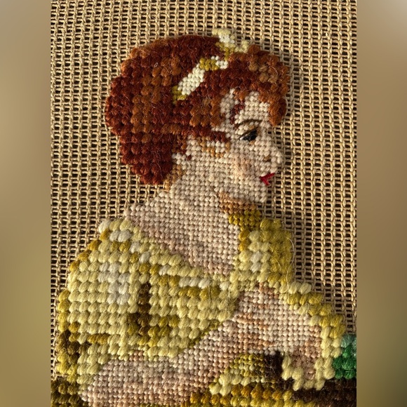 Young Kneeling Female PreWorked VTG NOS Dritz Luxury Needlepoint 9 X 12 - Picture 3 of 6